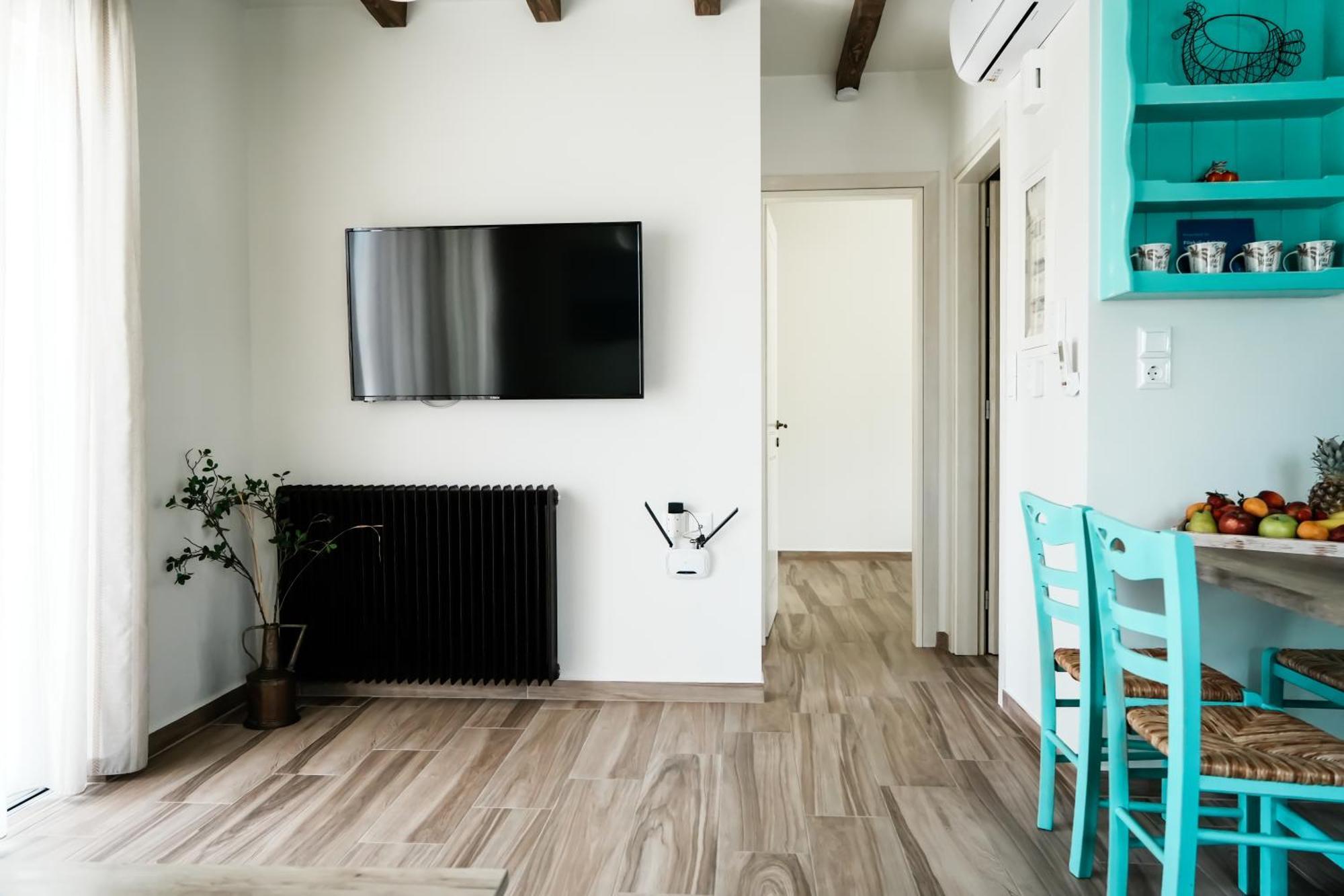 Filokalia 4 Veins - Vacation House With Sea View Каристос Екстериор снимка